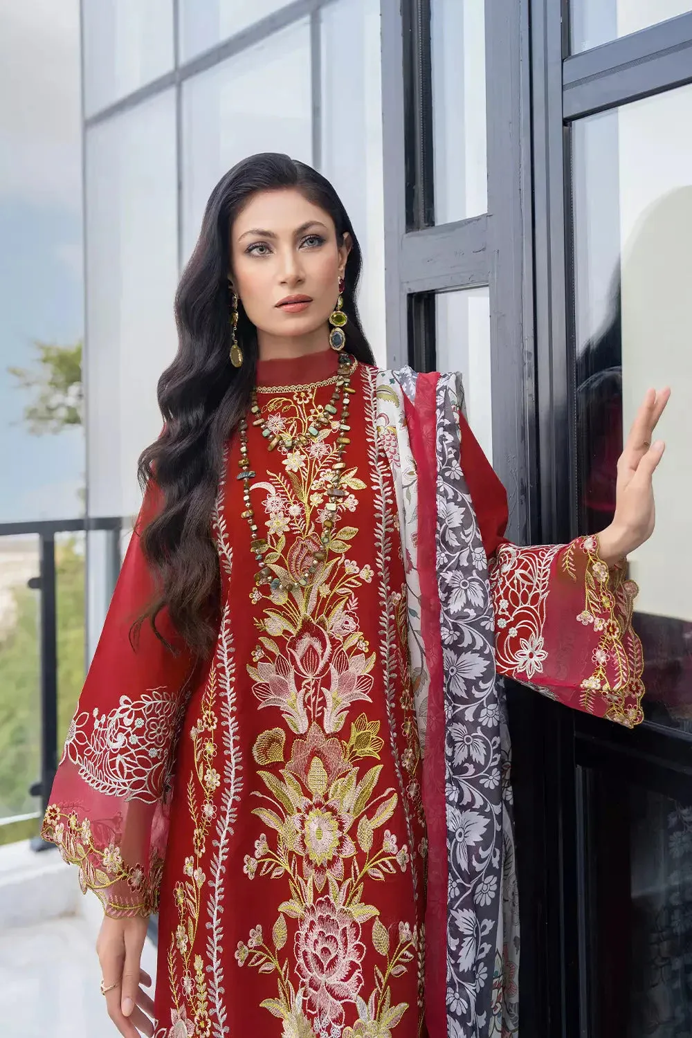 3PC Embroidered Unstitched Lawn Suit KSE-2626