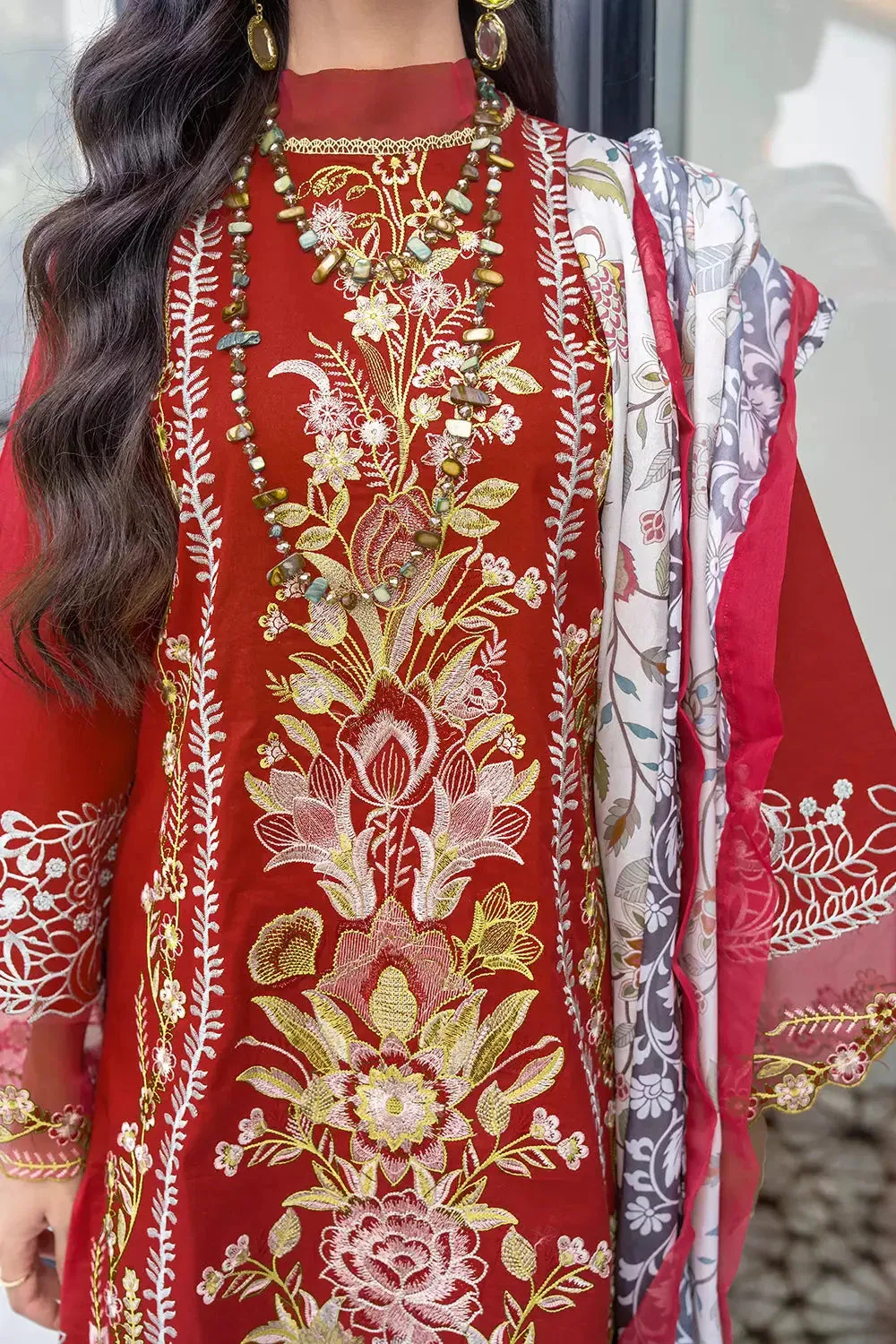 3PC Embroidered Unstitched Lawn Suit KSE-2626