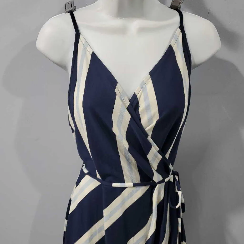 41 Hawthorn Dress Medium