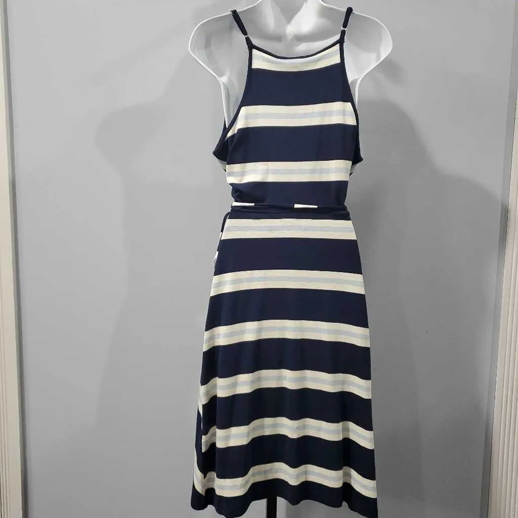 41 Hawthorn Dress Medium