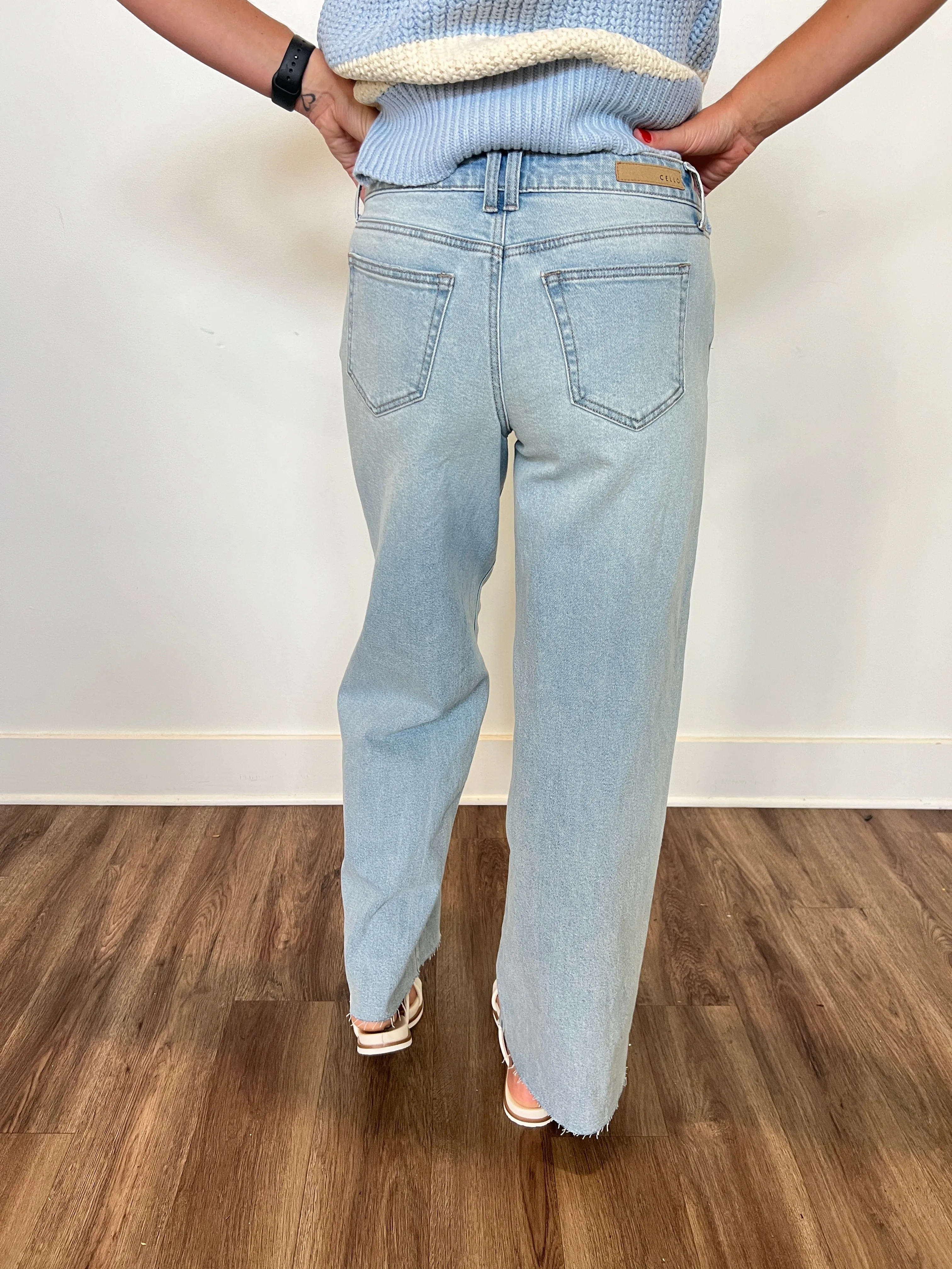 Cello Low Rise Wide Leg Jean