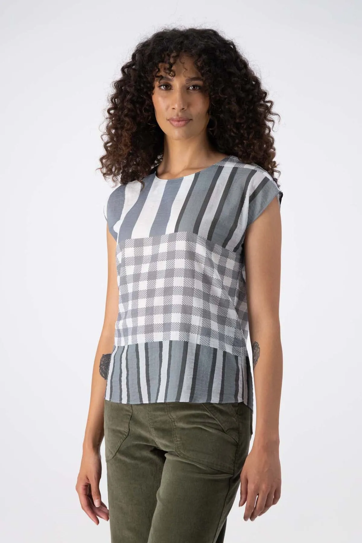 Central Park Tee Black in Seersucker
