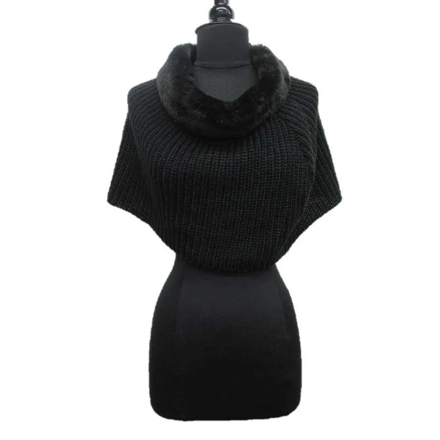 Chunky Knitted Shoulder Warmer/Muffler