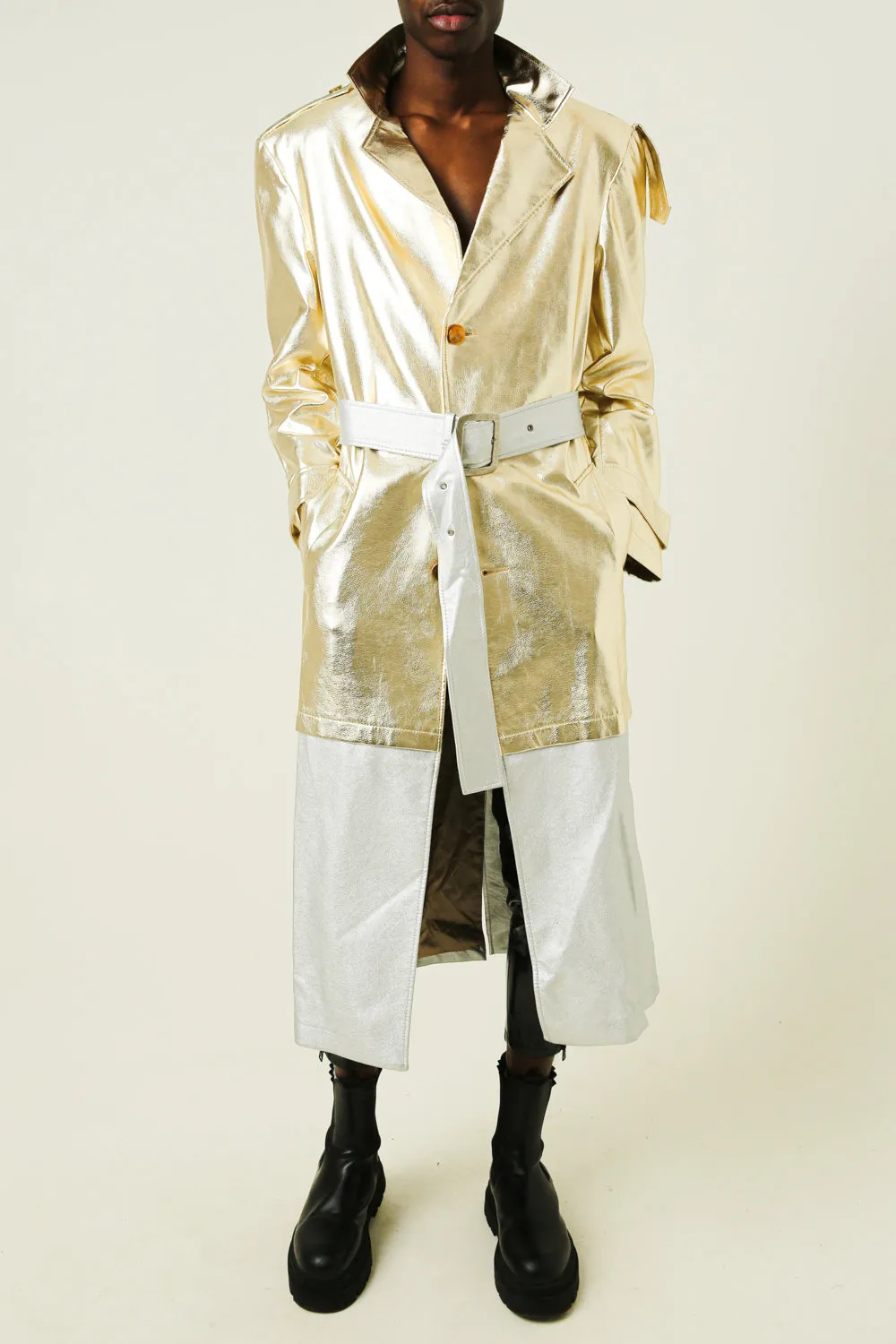 Cloak with a belt