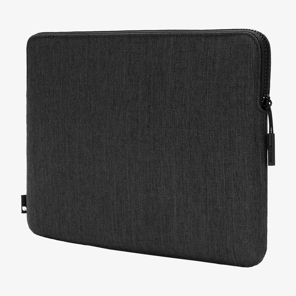 Compact Sleeve with Woolenex Macbook Case 14"
