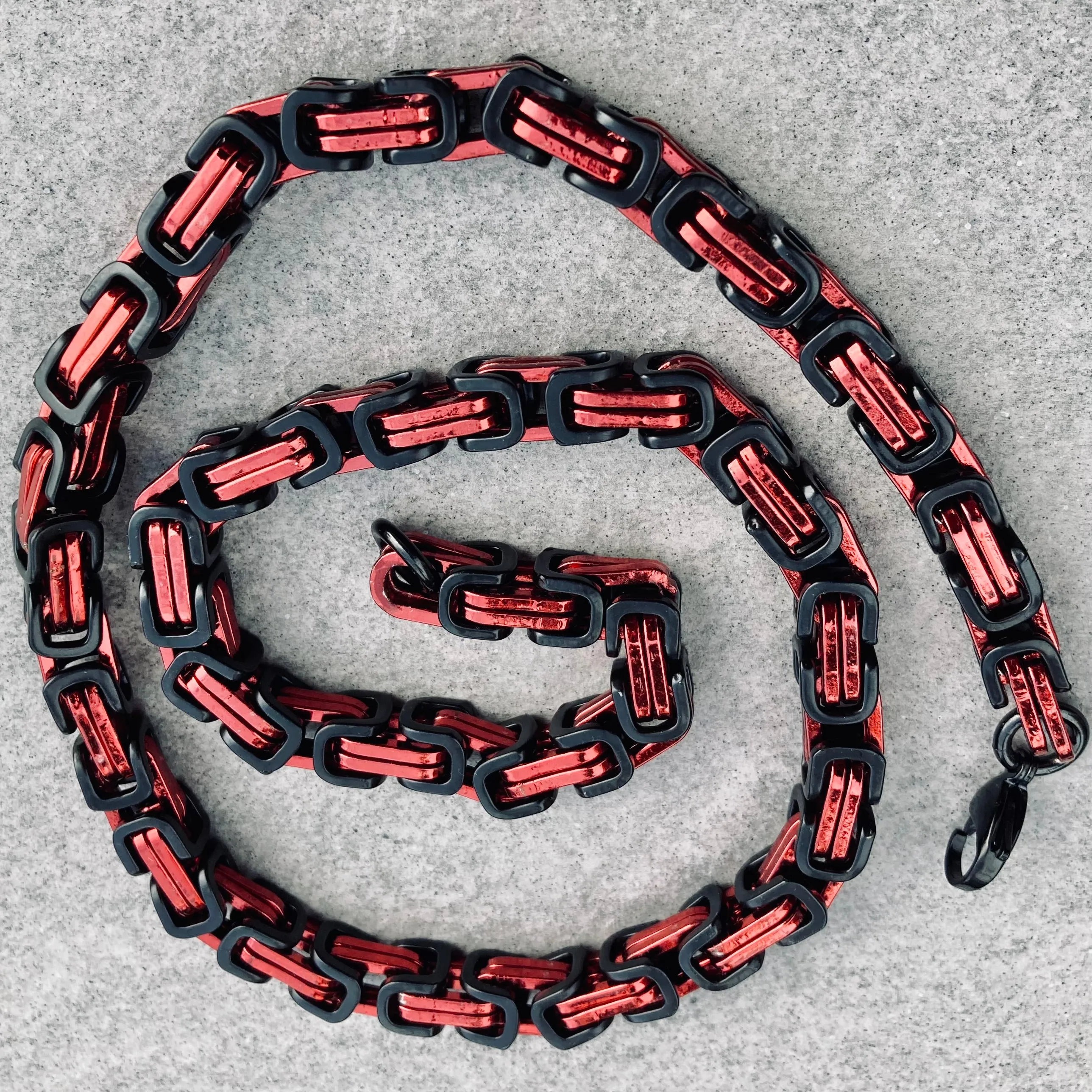 Daytona Necklace - Red & Black - Heritage - 1/2 inch