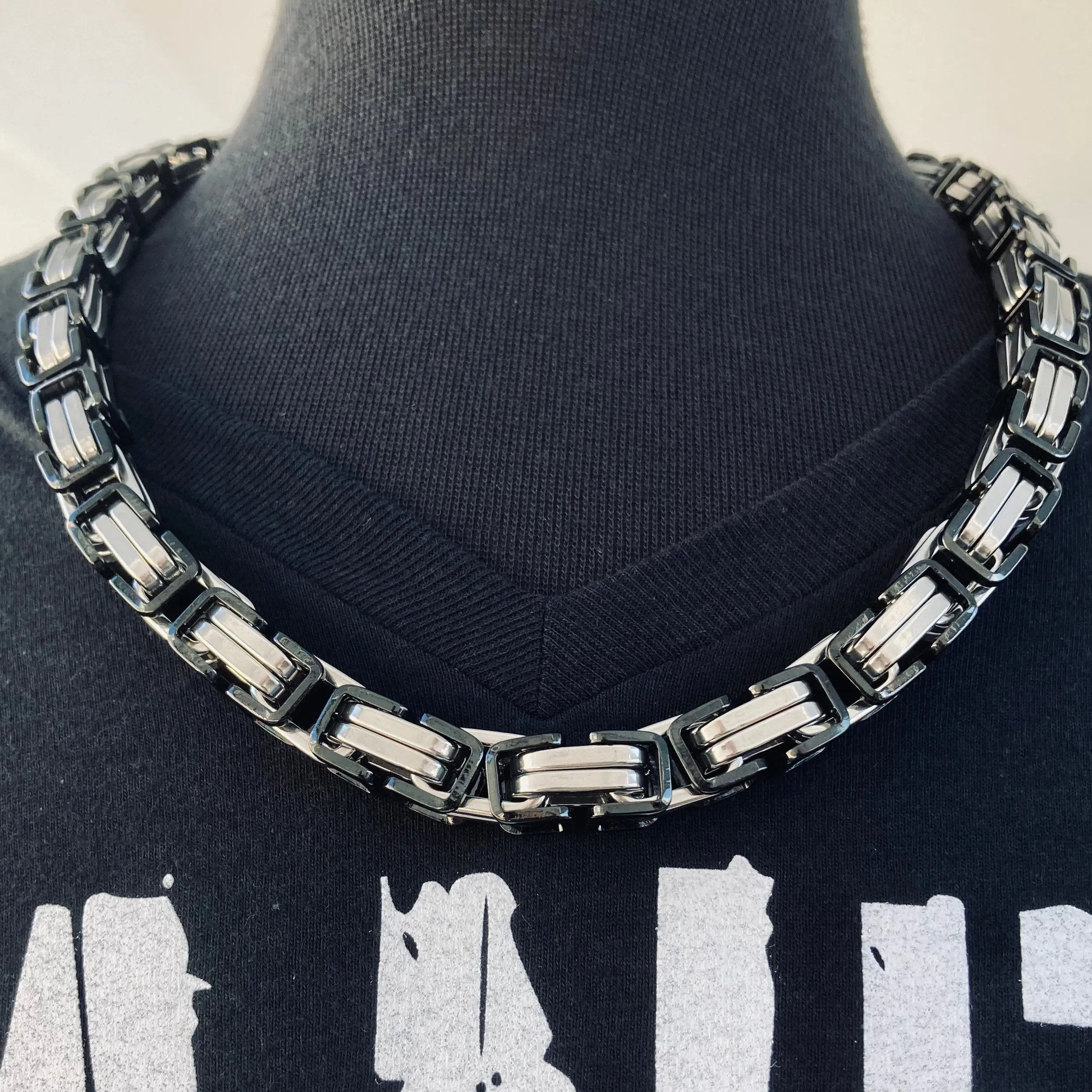 Daytona Necklace - Silver & Black - Heritage - 1/2 inch wide
