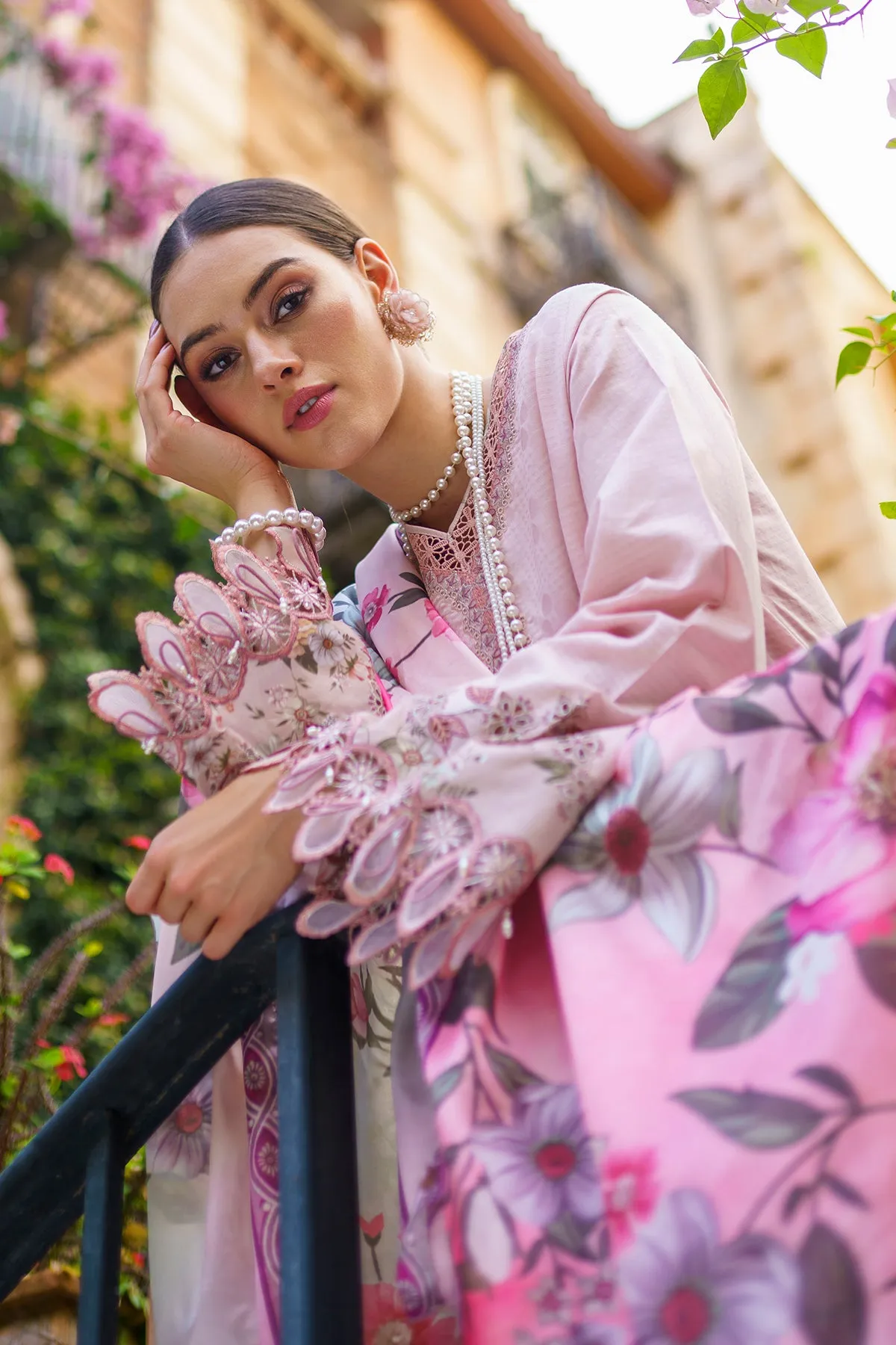 EMBROIDERED JACQUARD LAWN UF-588
