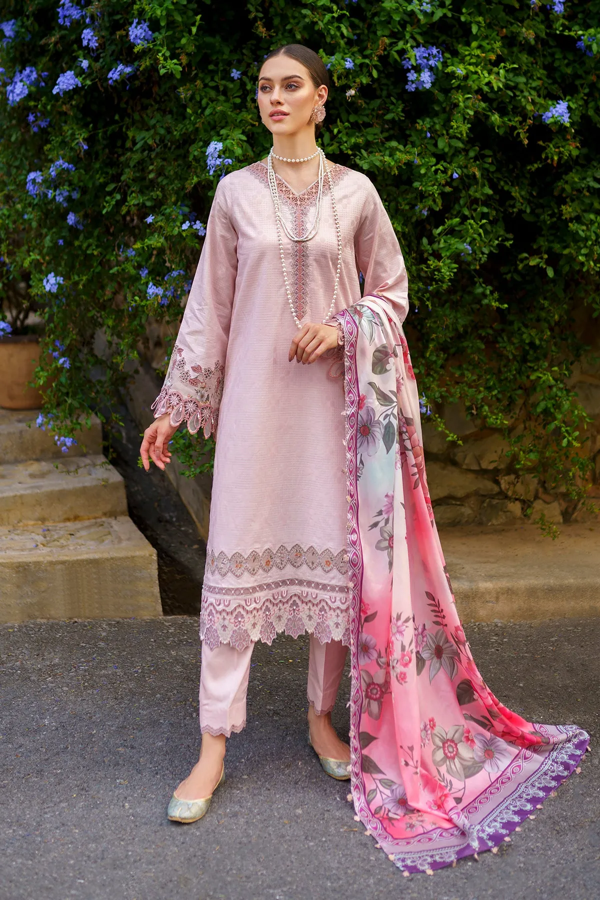 EMBROIDERED JACQUARD LAWN UF-588