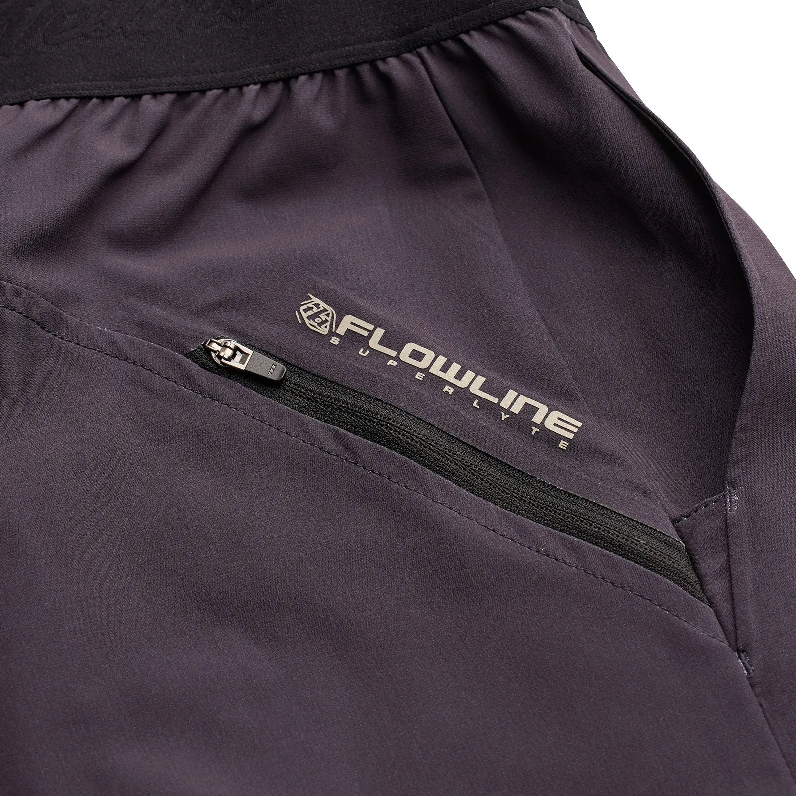 Flowline Superlyte Short Mono Carbon