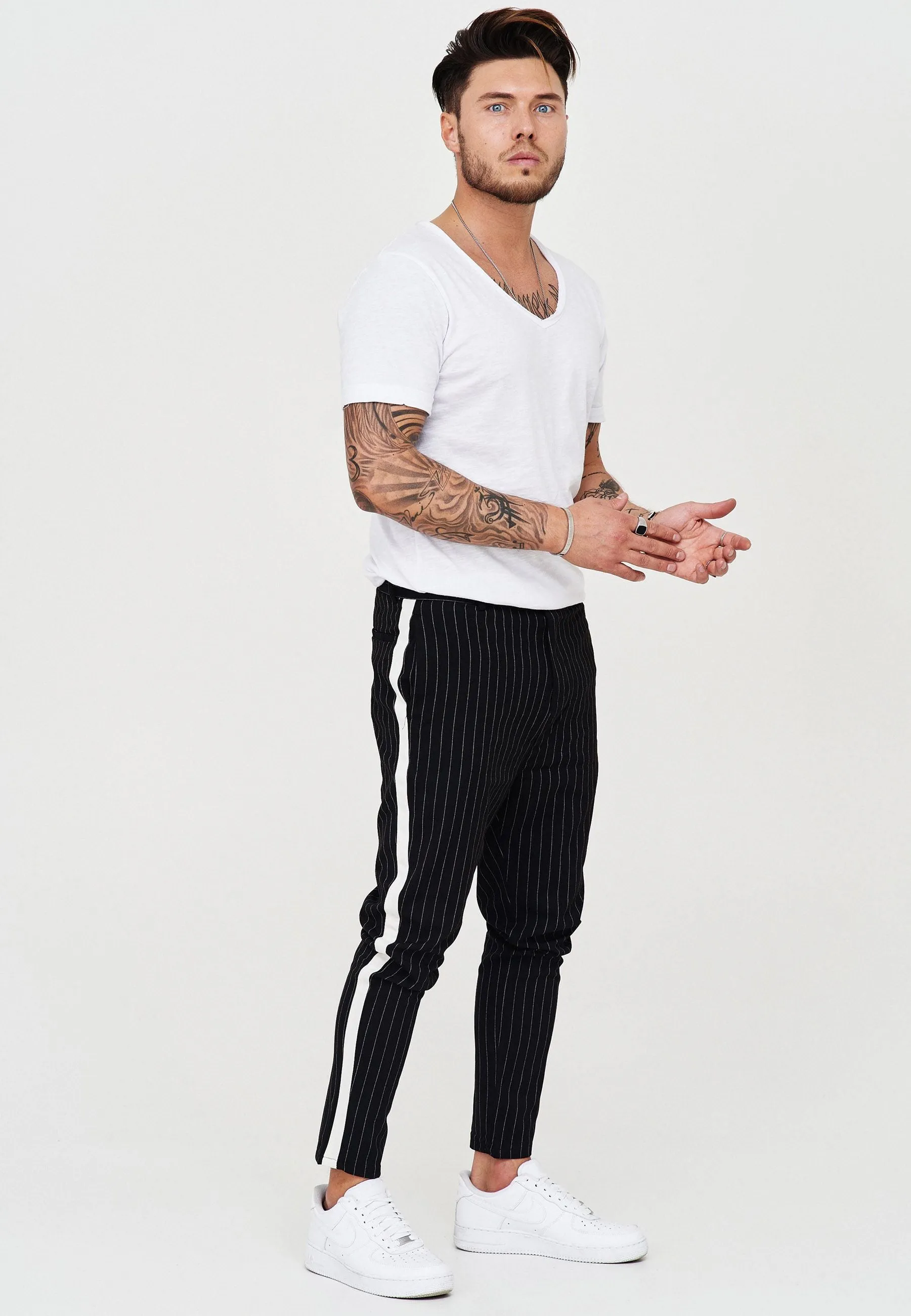 Hose Stripe Slim Fit Schwarz JN-1003