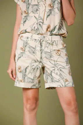 Jaqueline Curvie  bermuda chino donna in twill pattern floreale curvy