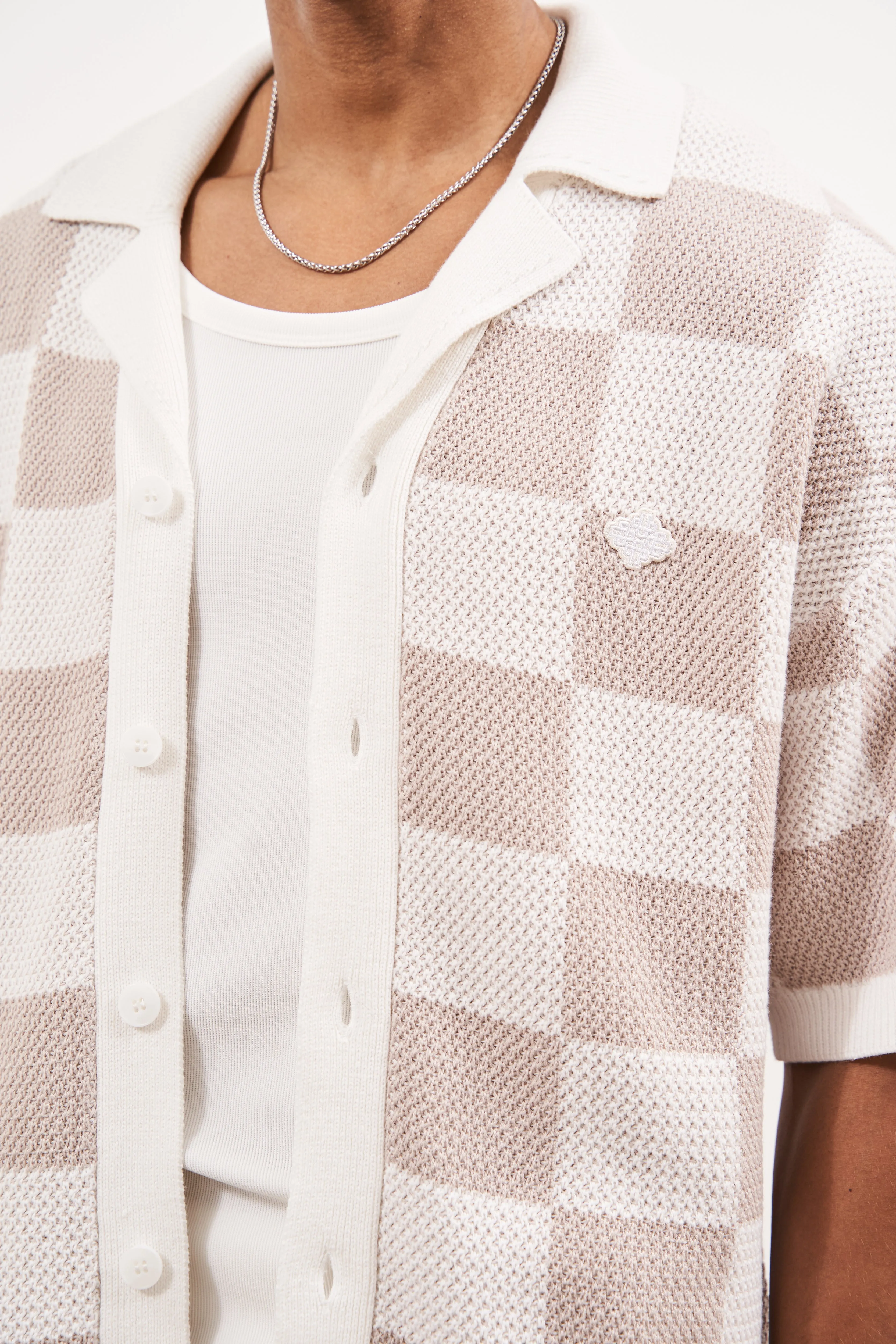 KNITTED CHECKERBOARD SHIRT - OFF WHITE
