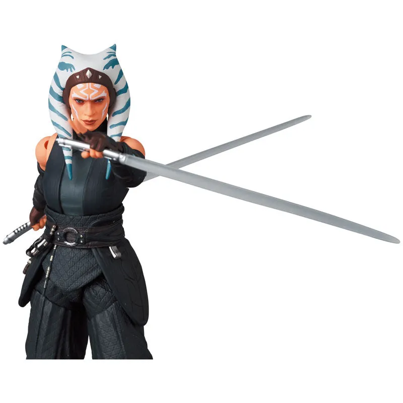 MAFEX Ahsoka Tano (The Mandalorian Ver.)
