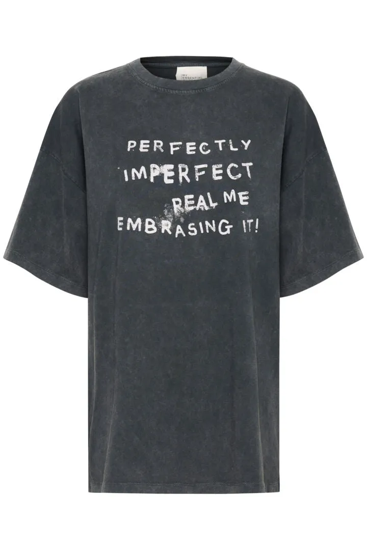 My Essential Wardrobe Lisa Front Print Tee in Dark Grey