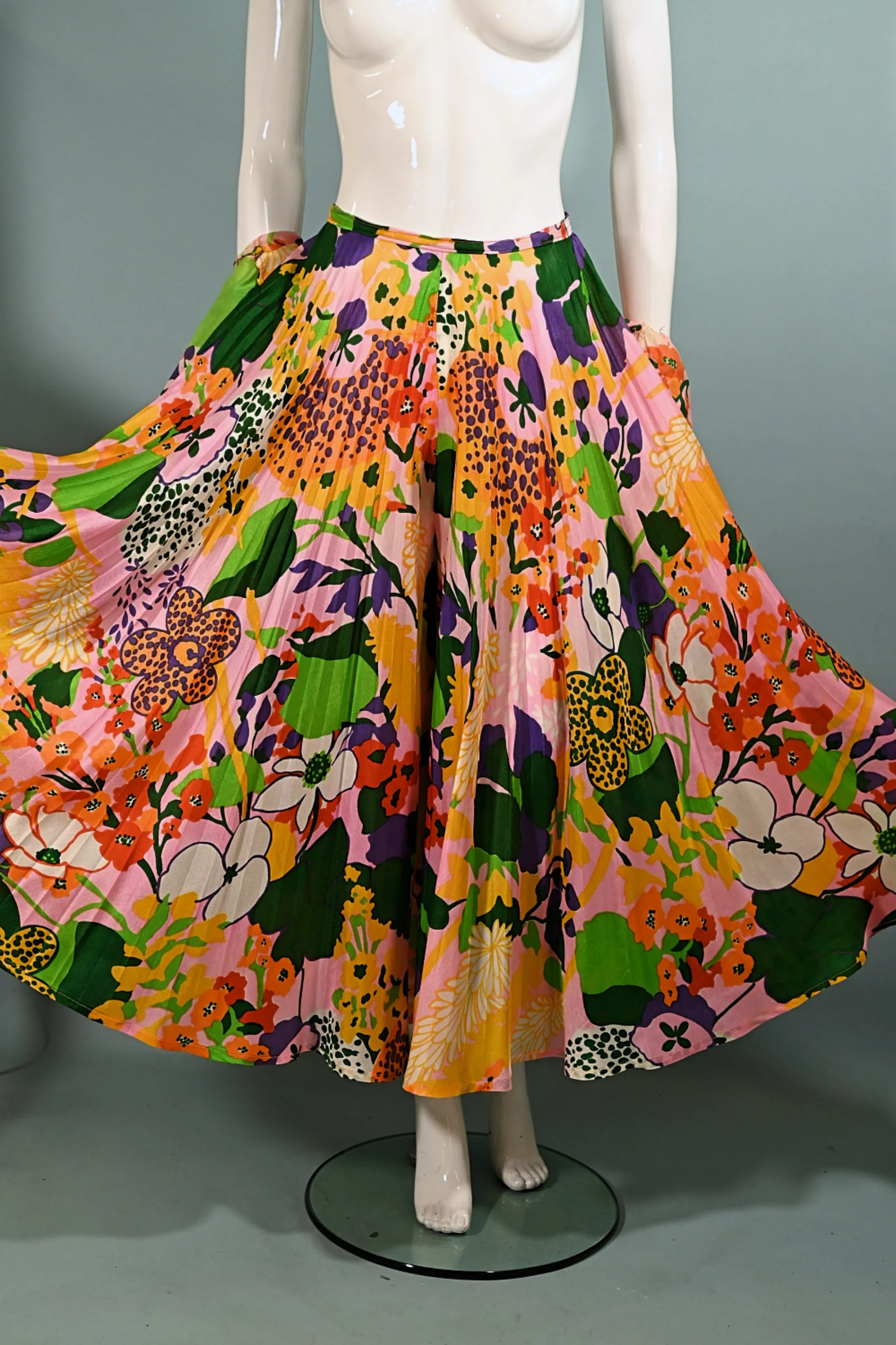 SOLD 70s Bold Psychedelic Print Palazzo Skirt/Top Set, Lord & Taylor