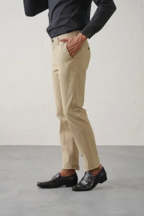 The Regular Fit Daylong Chino - Old Camel