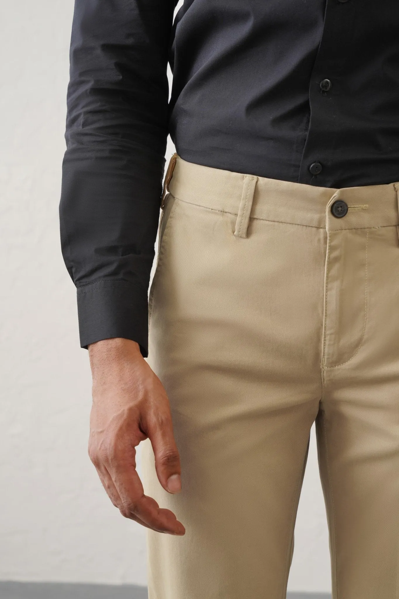 The Regular Fit Daylong Chino - Old Camel